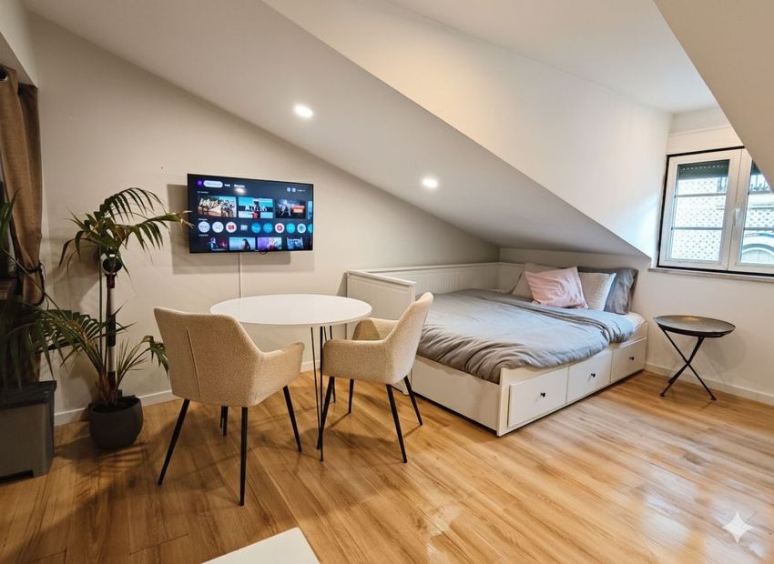 Imagem Sala de estar de apartamento t0 em Rua Presidente Arriaga, 7