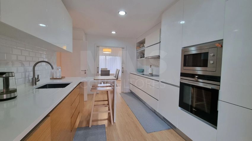 Imagem Cozinha de  casa ou moradia em Santa Iria de Azoia - São João da Talha - Bobadela