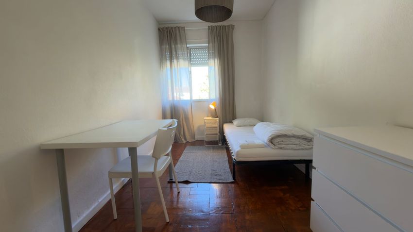 Imagem Quarto de quarto em Rua Joaquim Leitão, 200