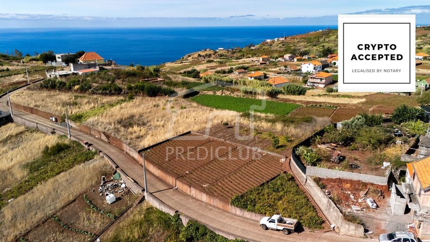 Imagem Vistas de terreno em Fajã da Ovelha