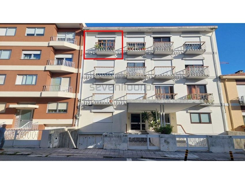 Imagem Vistas de apartamento t1 em Salgueiros