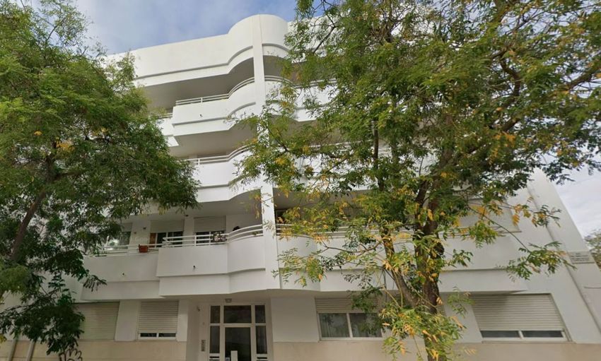 Imagem Fachada de apartamento t1 em R. Eng. Tomás Silva, 6