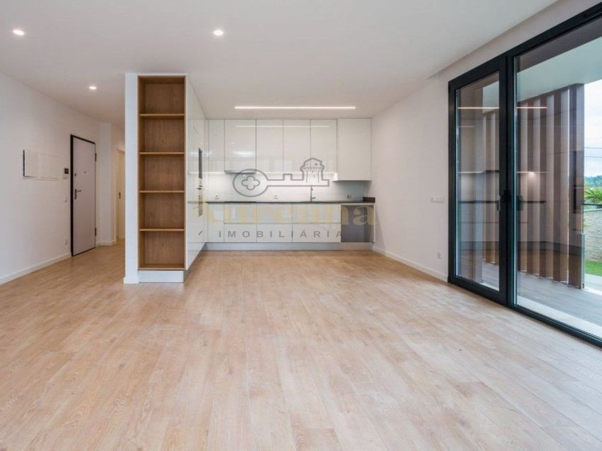 Imagem Divisão de apartamento t2 em Nossa Senhora da Piedade