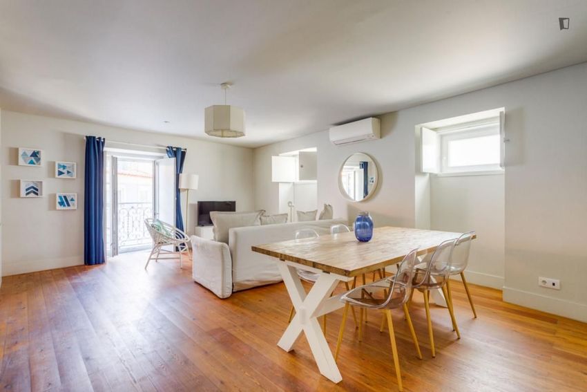 Imagem Sala de estar de apartamento t2 em Rua da Boavista