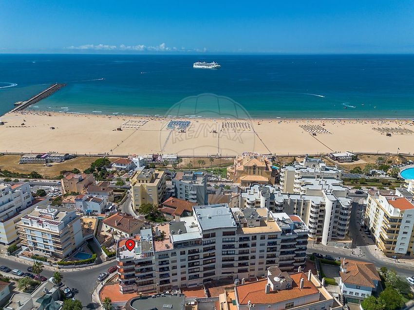 Imagem Vistas de apartamento t2 em Encosta da Marina