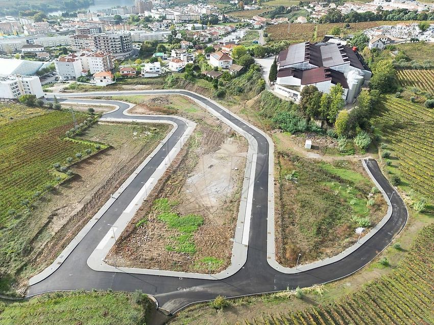 Imagem de terreno em Rua General Francisco da Silveira
