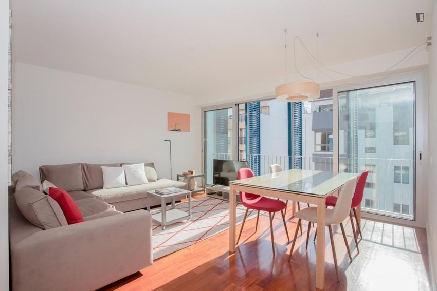 Imagem Sala de estar de apartamento t2 em Rua de Nossa Senhora de Fátima