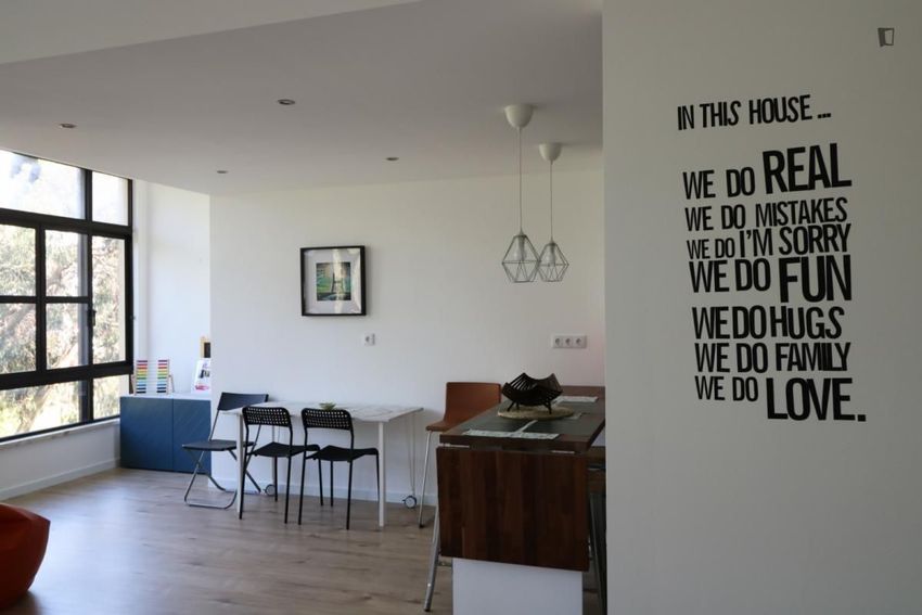 Imagem Sala de estar de apartamento t2 em Alto dos Moinhos