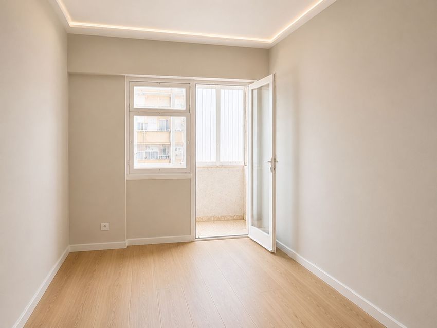 Imagem Divisão de apartamento t1 em Rua José Magro, 3 º Esquerdo