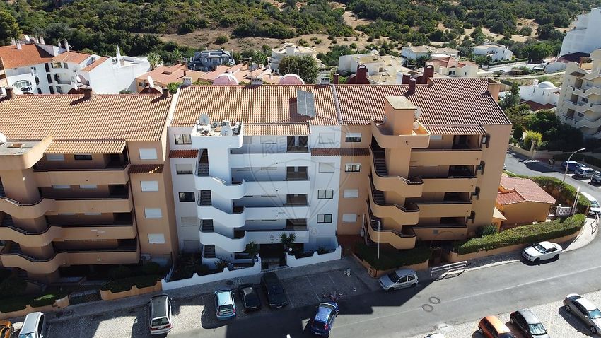 Imagem de apartamento t1 em Rua Raúl Brandão s/n
