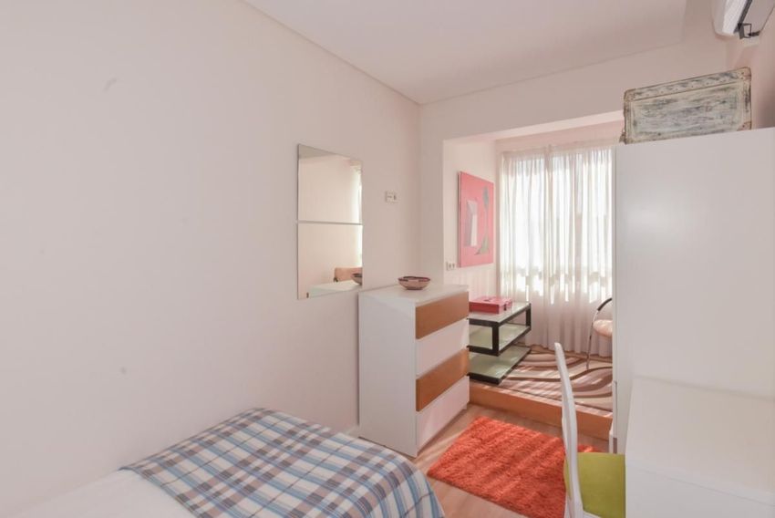 Imagem Quarto de quarto em Rua de Serpa Pinto