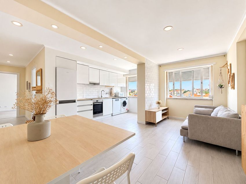 Imagem Sala de estar de apartamento t2 em Rua Sá de Miranda