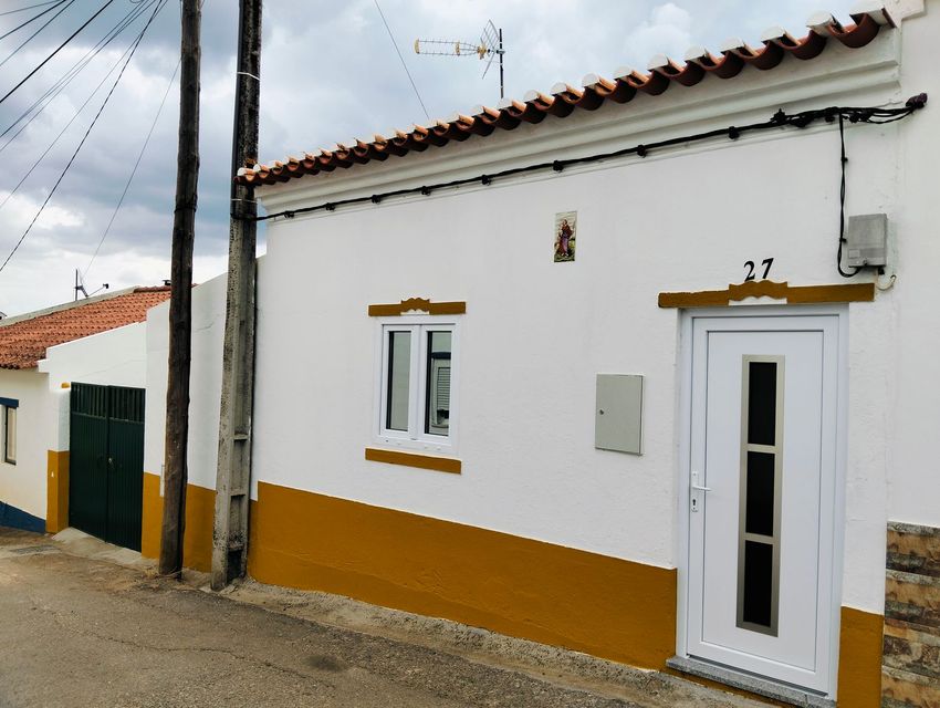 Зображення Фасад,  сільський будинок, Bairro do Queimado, 27, 7400 -019 Galveias