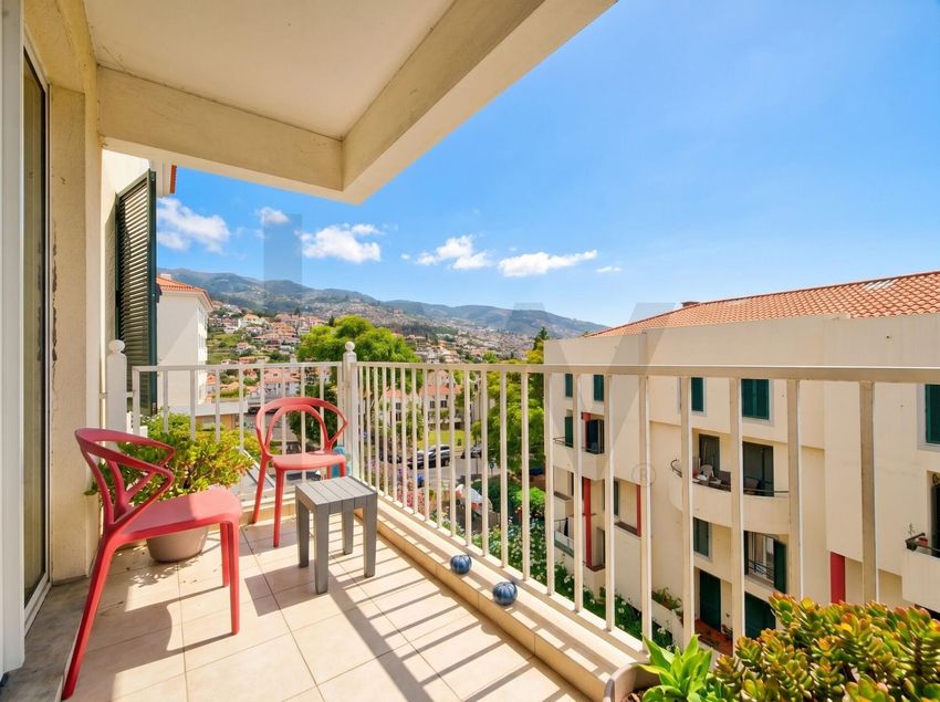 Imagem Terraço de apartamento t3 em Santo António