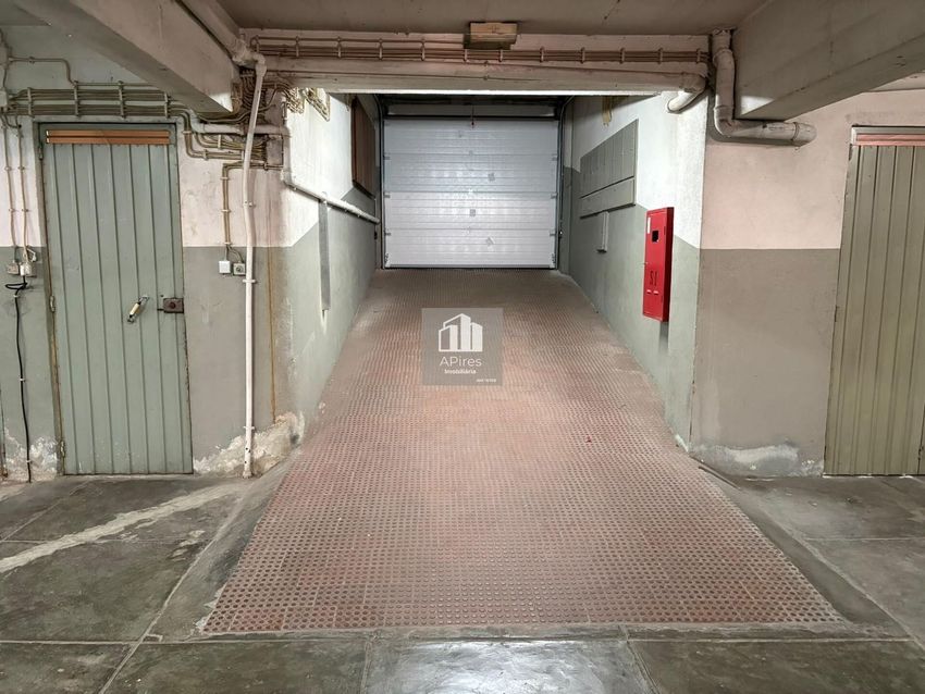 Зображення гараж, Centro