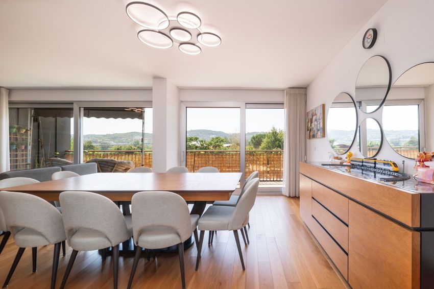 Imagem Sala de jantar de apartamento t4 em Rua Palmira Pedro, 14