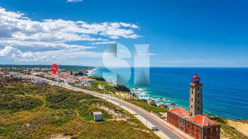 Imagem Vistas de  casa ou moradia em Avenida do Farol