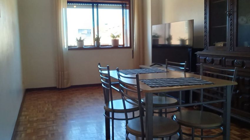 Imagem Sala de estar de apartamento t2 em Travessa de Monsanto, 131