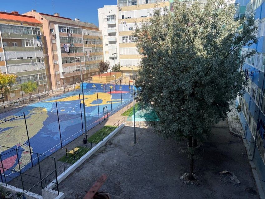 Imagem Piscina de apartamento t3 em Cova da Piedade
