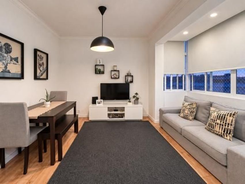 Imagem Sala de estar de apartamento t3 em Rua Cidade de Roma