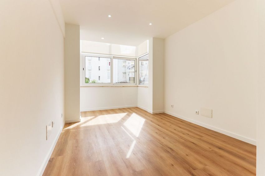 Imagem Divisão de apartamento t2 em Rua Dom João de Castro
