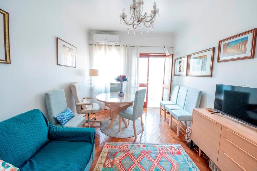 Imagem Sala de estar de apartamento t2 em Telheiras