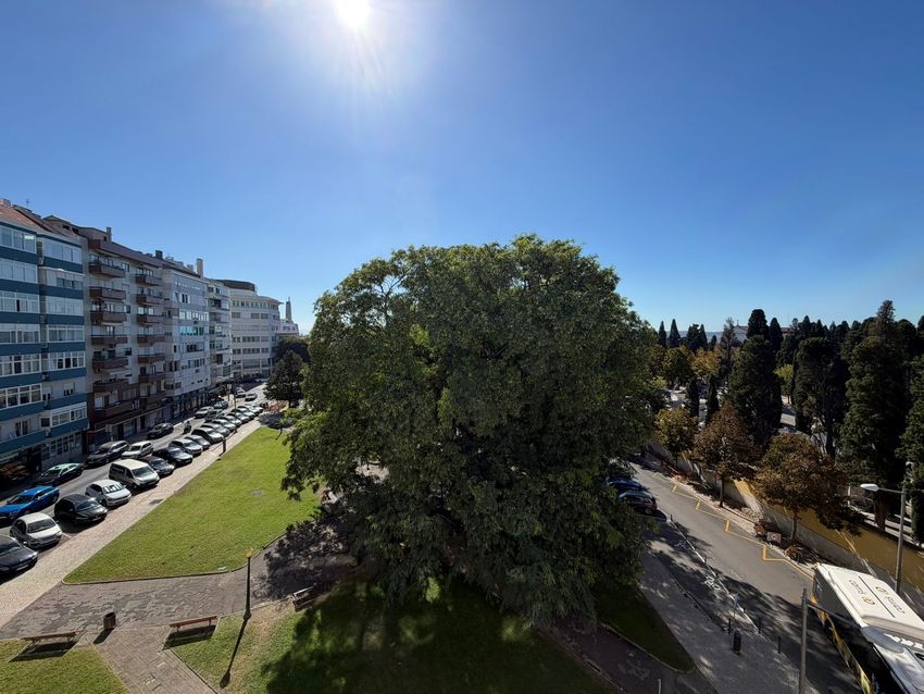 Imagem Sala de estar de apartamento t2 em Praça São João Bosco, 22