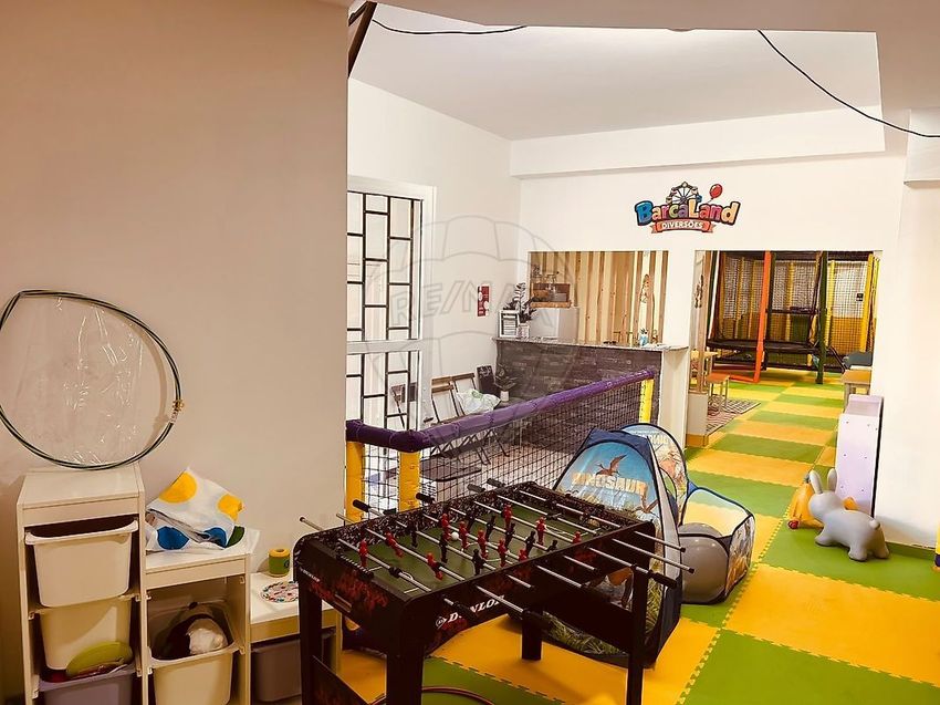 Imagem de espaço comercial em Bairro Municipal