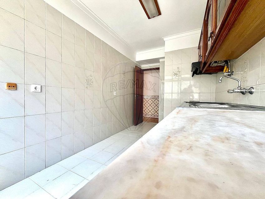 Imagem Corredor de apartamento t2 em Avenida Gorgel do Amaral