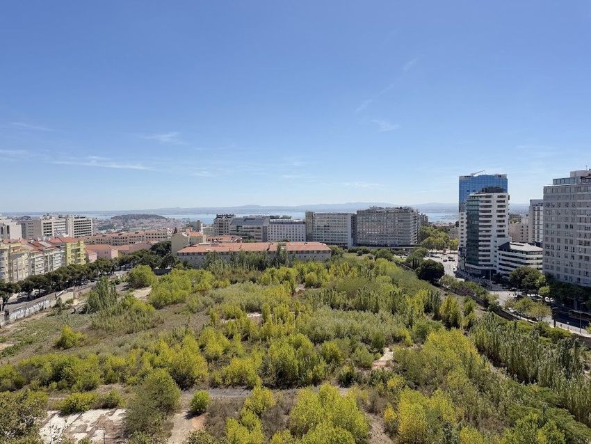 Imagem Vistas de apartamento t3 em Centro