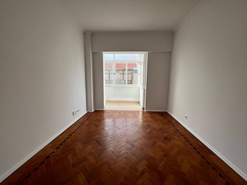 Imagem Sala de estar de apartamento t1 em Rua Carlos Pereira