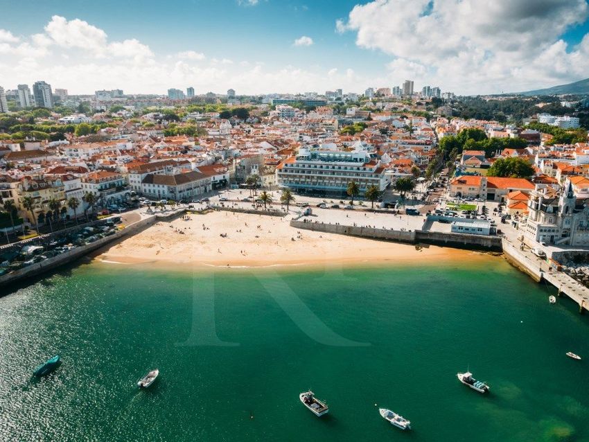 Imagem Vistas de  moradia independente em Alvide - Abuxarda