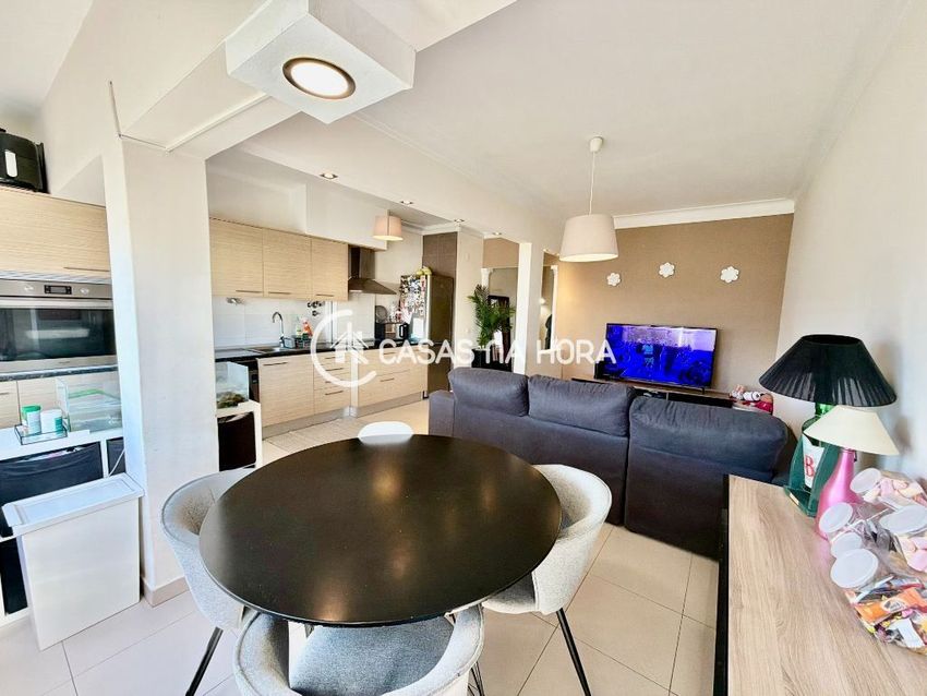 Imagem Sala de estar de apartamento t3 em Cova da Piedade