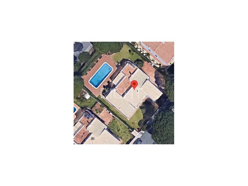 Imagem de  moradia independente em Estr. das Pereiras de Quarteira Norte