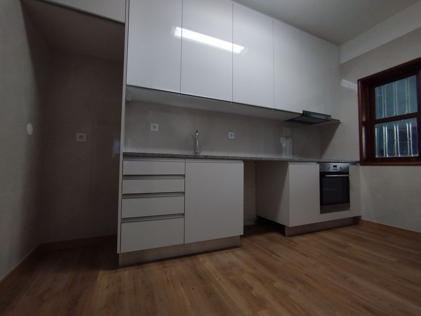 Зображення Кухня, квартира t2, Rua Filipa de Vilhena, 101