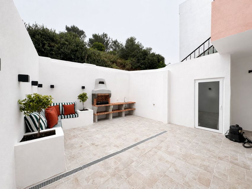 Imagem Pátio de apartamento t4 em Rua São Jorge, 11