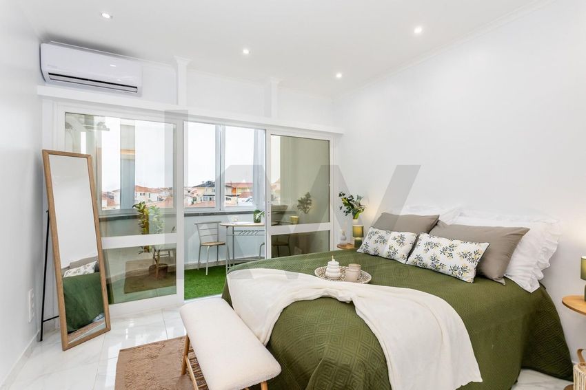 Imagem Sala de estar de apartamento t2 em Rua de São Pedro