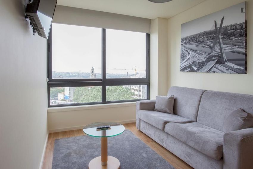 Imagem Sala de estar de apartamento t1 em Rua de Gonçalo Cristóvão