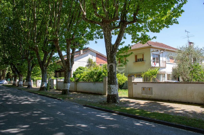 Imagem Fachada de  moradia independente em Arcos e Mogofores