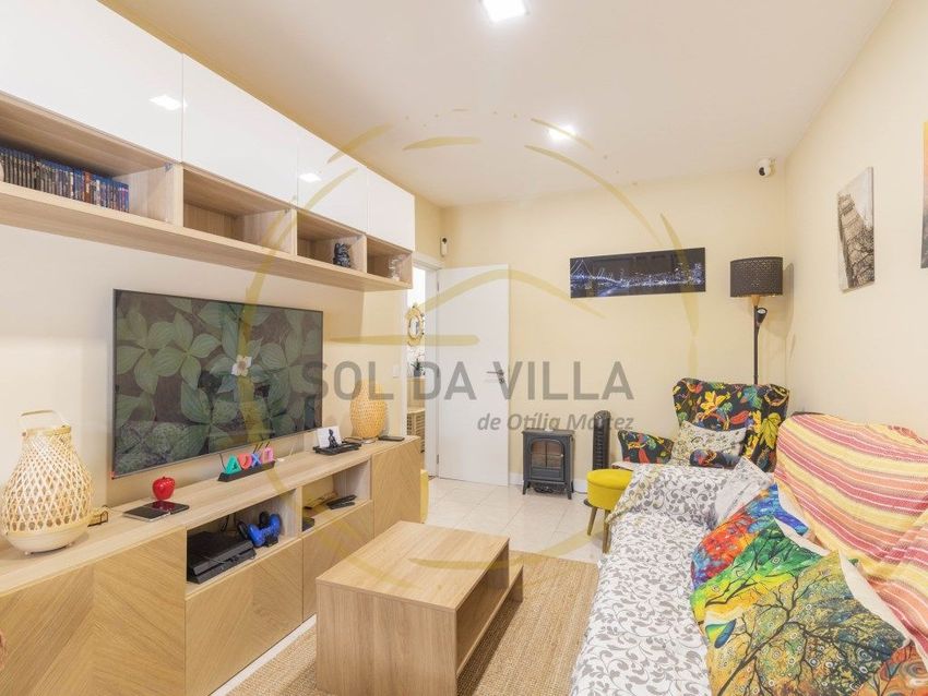 Imagem Sala de estar de apartamento t2 em Rua União Piedense