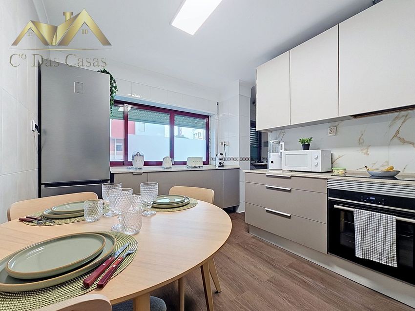 Imagem Cozinha de apartamento t1 em Rua Cidade de Lagos, 8