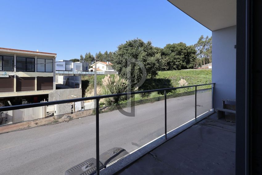 Imagem Terraço de apartamento t3 em Nogueira da Regedoura