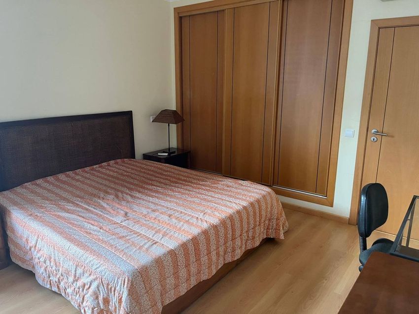 Imagem Quarto de quarto em Rua Doutor José Raimundo Ramos Passos, 9