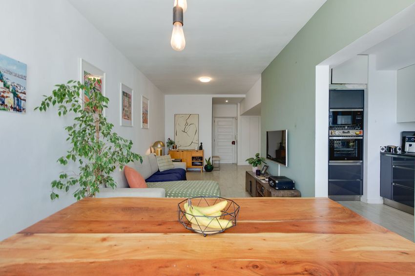 Imagem Sala de estar de apartamento t3 em Rua Cidade de Bolama s/n