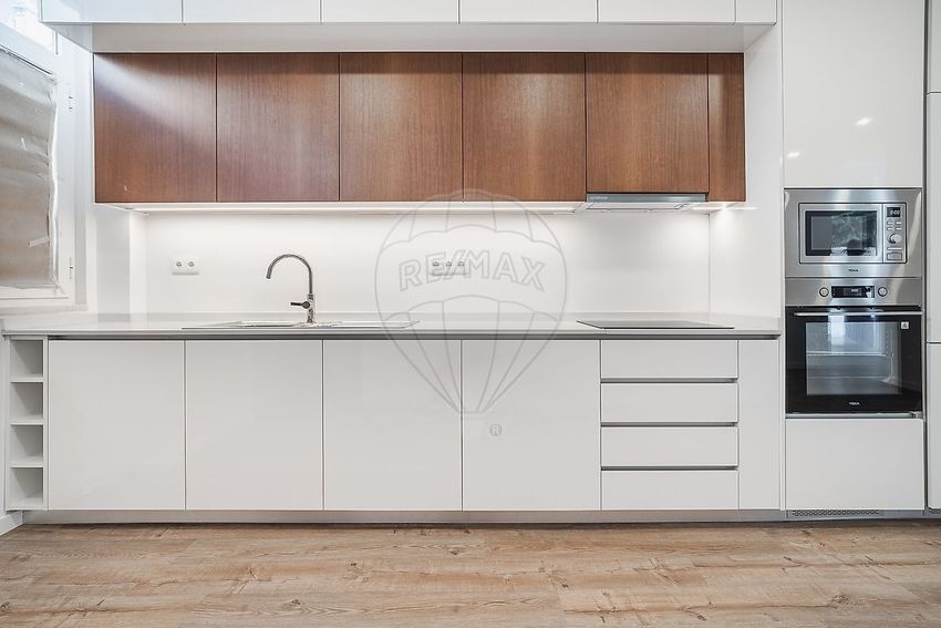Imagem Cozinha de apartamento t3 em Travessa de Antero de Quental