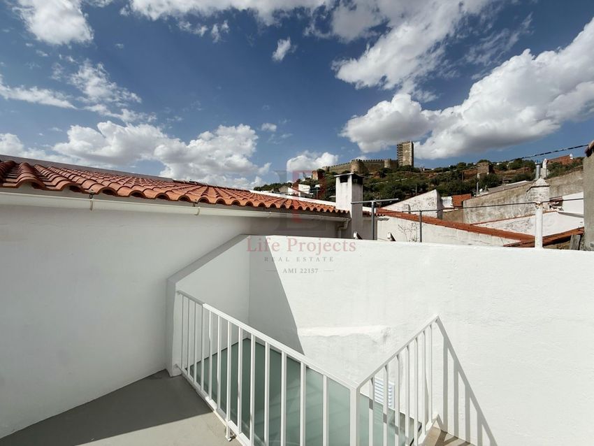 Imagem Terraço de  moradia em banda em Portel