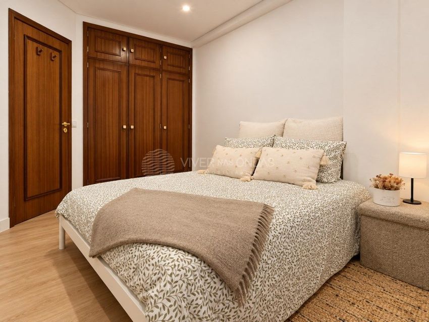 Imagem Quarto de apartamento t2 em Barrosa - Devesas - Telheira do Meio