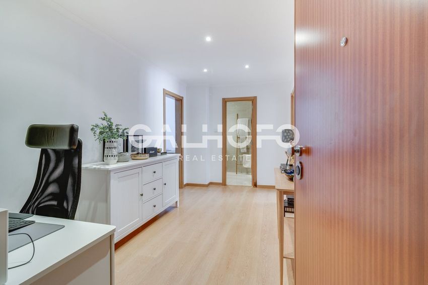 Imagem Cozinha de apartamento t2 em Rua Fernando Pessoa