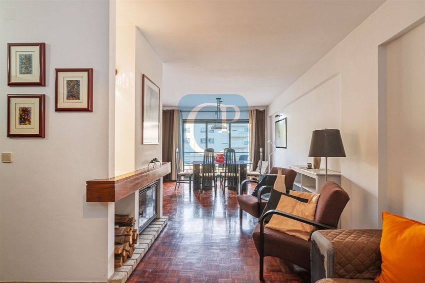 Imagem Sala de jantar de apartamento t2 em Rua Beato Inácio de Azevedo, 406