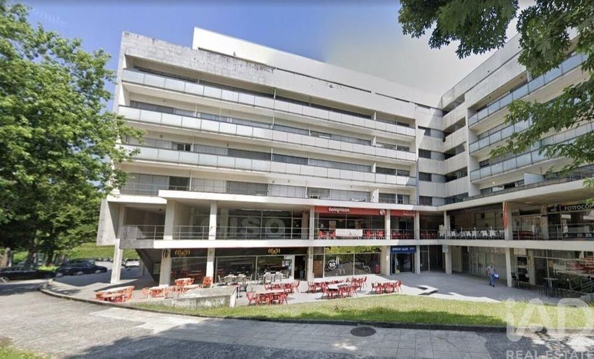 Imagem Fachada de apartamento t2 em Azurém